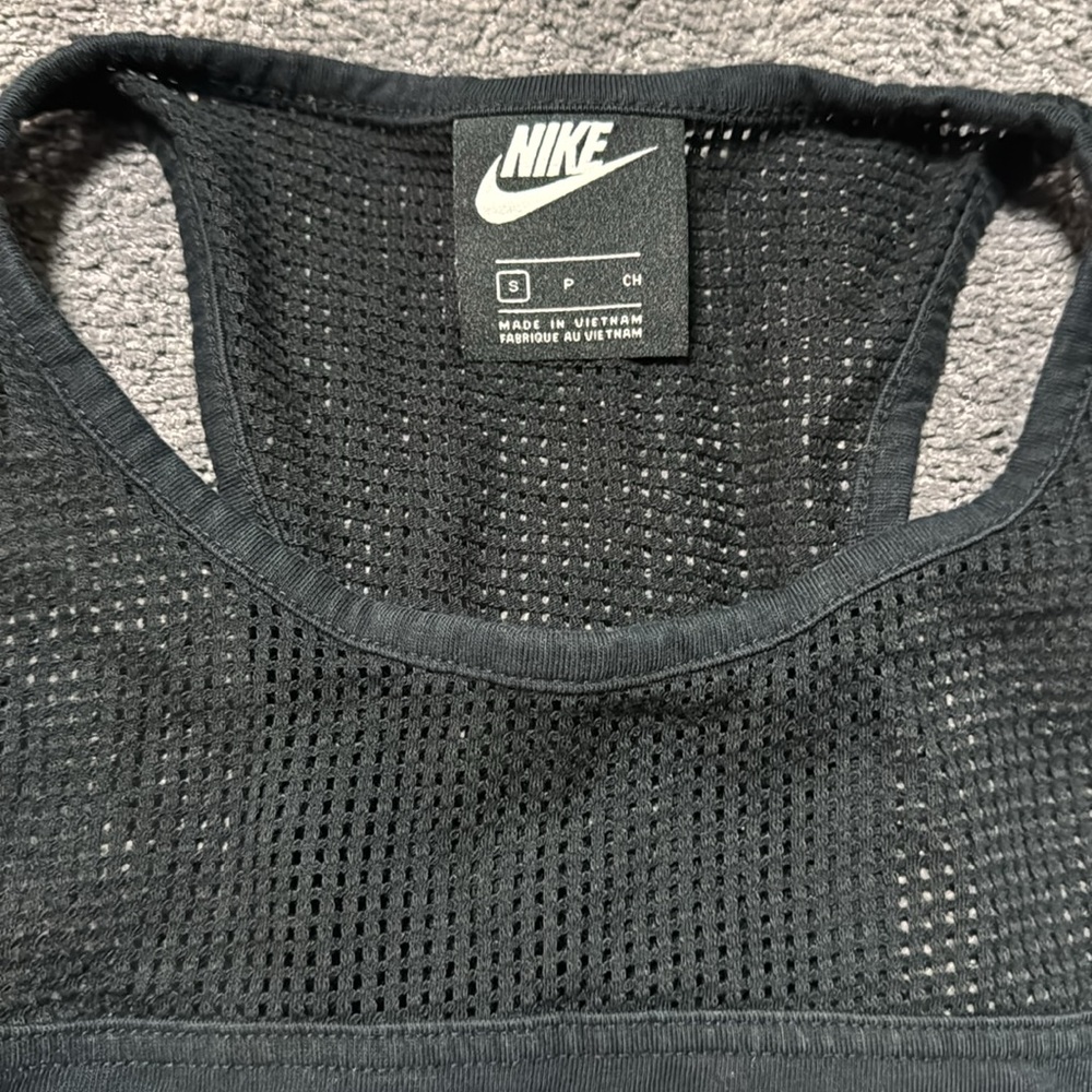 Mesh Razorback Nike tank - Picture 2 of 3